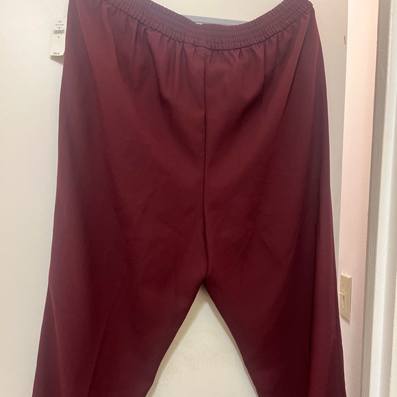 Gap Jogger pants - Picture 2 of 3